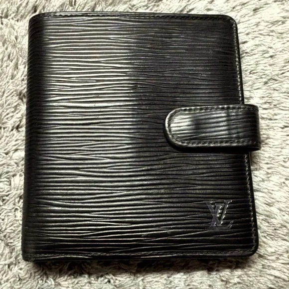 Louis Vuitton Epi Porte-Billets Black Leather Compact Wallet - Picture 1 of 16
